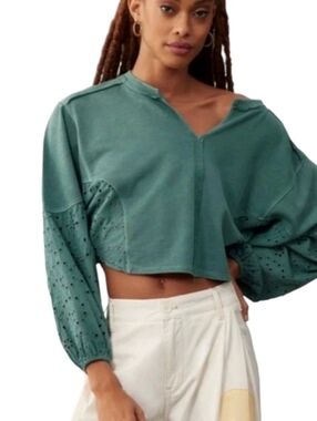 Anthropologie Pilcro Batwing Eyelet Crop Pullover Top Green Medium
